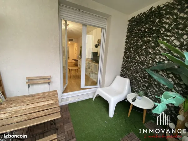 Studio 1 pièce 20 m² 