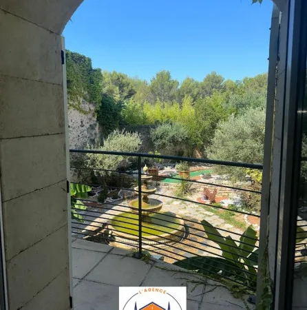 Maison 12 pièces 500 m² 