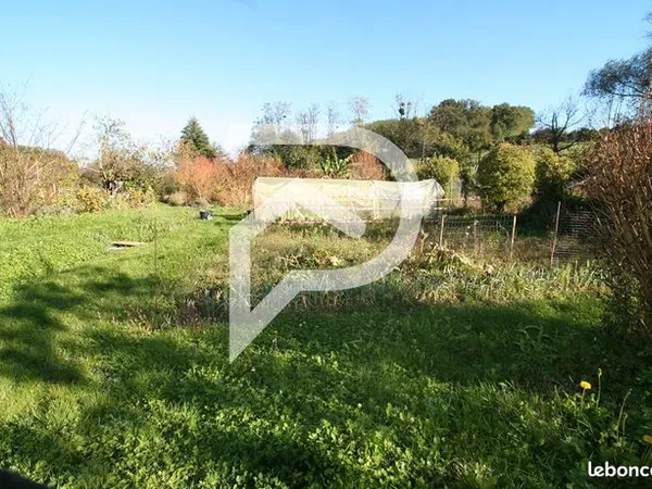 Terrain 400 m² 