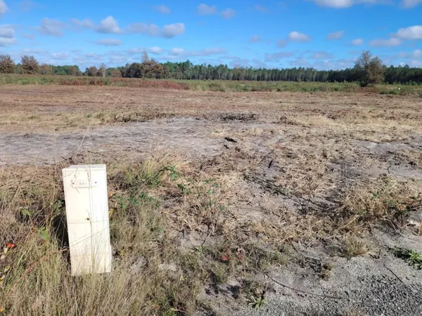 TERRAIN VIABILISE DE 600M² 