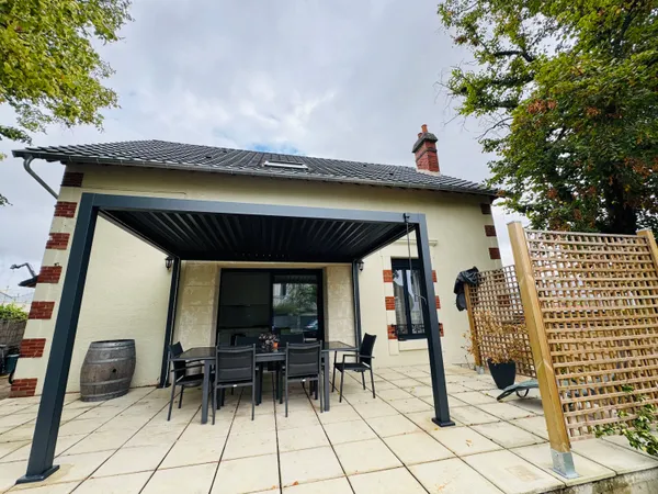 BOURGES Maison 138m² entièrement rénovée 4 chambres, jardin DPE B 