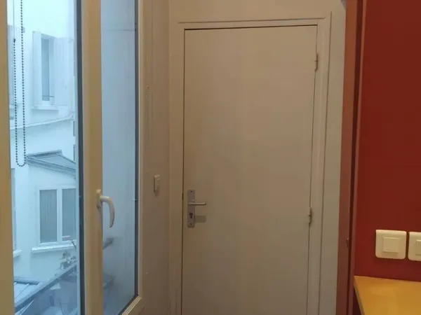 Studio 1 pièce 35 m² 