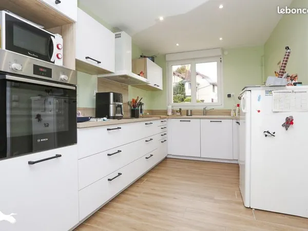 Pavillon 8 pièces 153 m² 