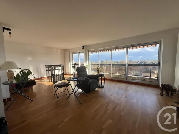Appartement 4 pièces 76 m² 