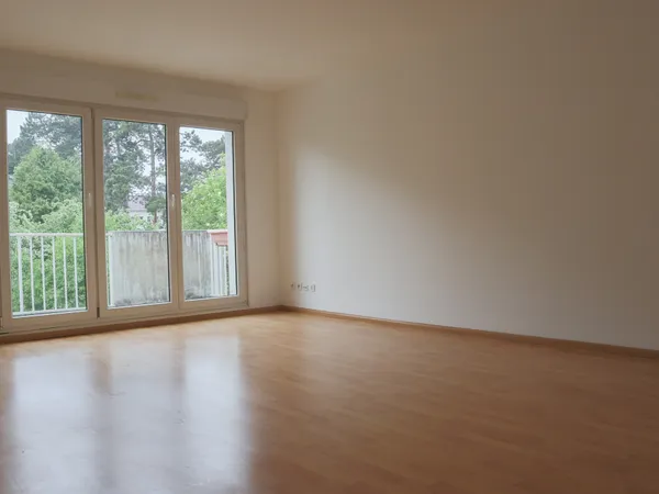 APPARTEMENT 3P AVEC GRANDE TERRASSE 
