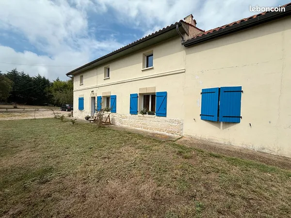 Maison 7 pièces 239 m² 