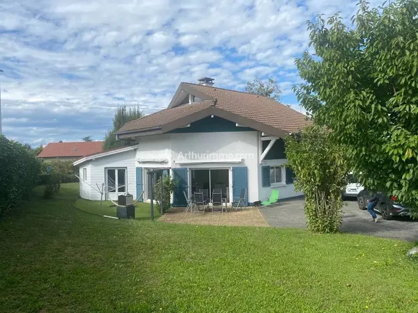 Maison 4 pièces 146 m² 