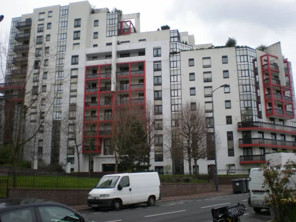 Studio (23m²) avec parking à louer à Issy-Les Moulineaux 