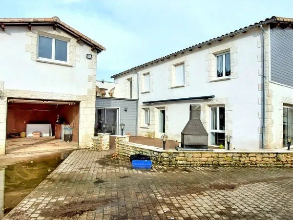 Maison 5 pièces 195 m² 