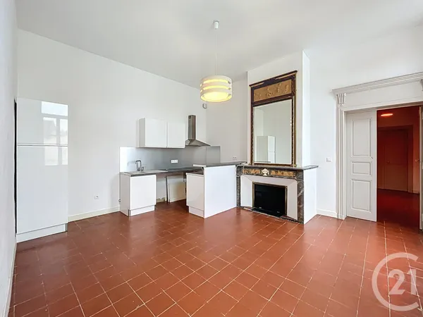 Appartement 3 pièces 82 m² 