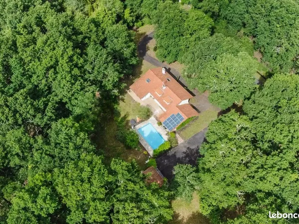 Maison 7 pièces 190 m² Cestas 