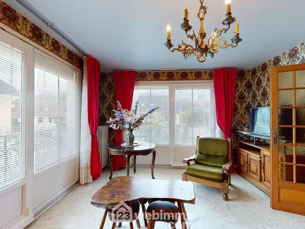Maison 2 pièces 136 m² 