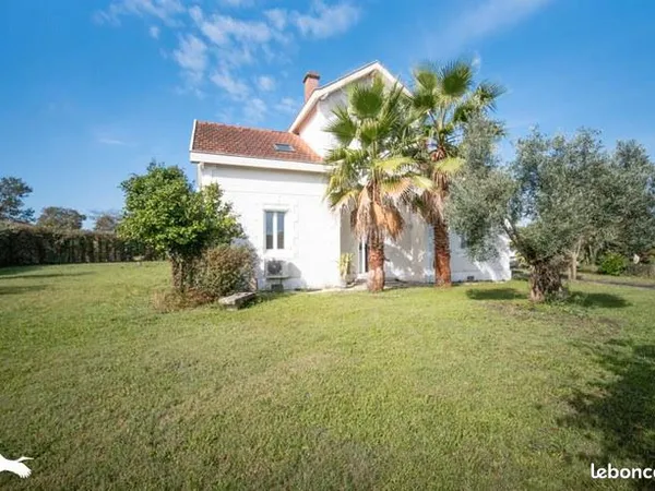 Maison 6 pièces 167 m² 