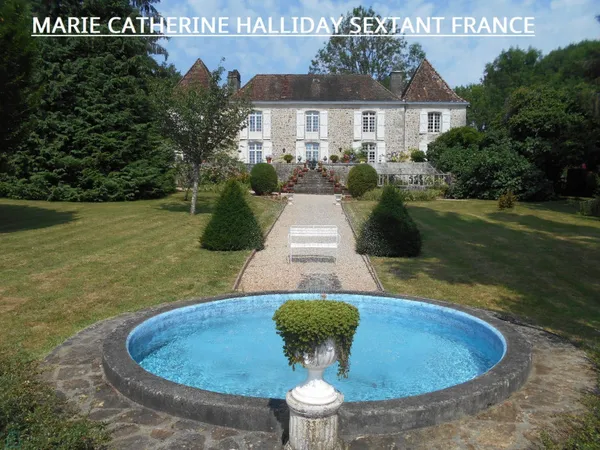 Château 7 pièces 333 m² 