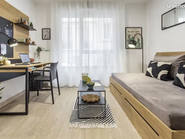 Studio 1 pièce 19 m² 