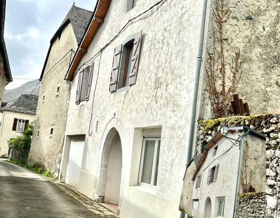 Maison 4 pièces 200 m² 