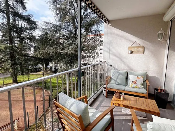 Appartement 4 pièces 94 m² 