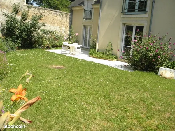 Appt F2 avec jardin privatif centre ville Caen 