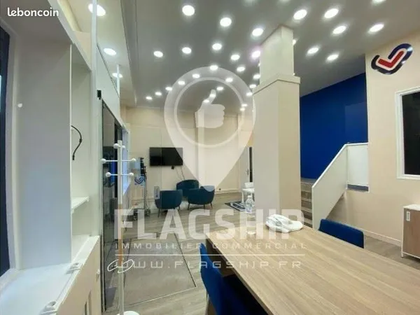 Boutique 93 m² ENGHIEN LES BAINS 