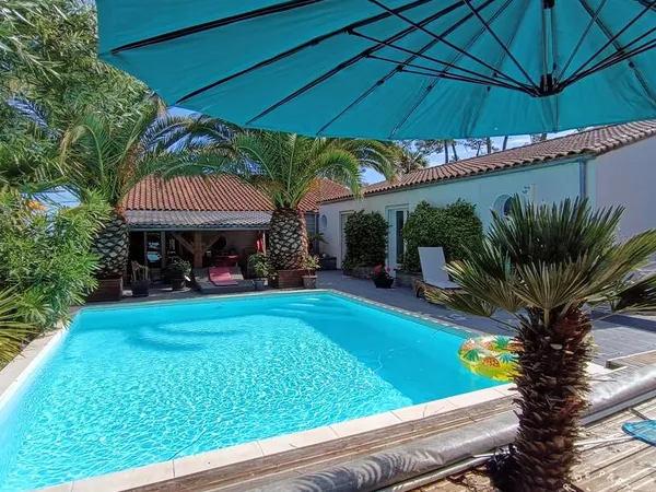 Maison 6 pièces 211 m² 