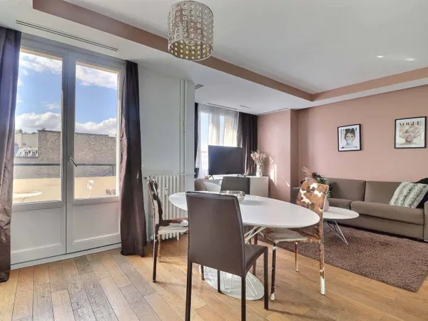 Appartement 1 pièce 48 m² 