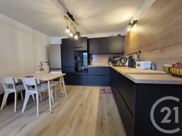 Appartement 3 pièces 63 m² 