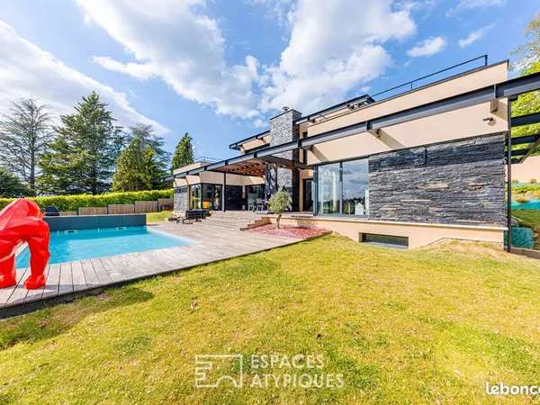 Villa 10 pièces 310 m² 