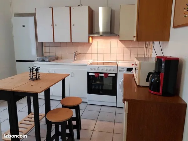 F3 meublé de 62 m2 lumineux et calme 
