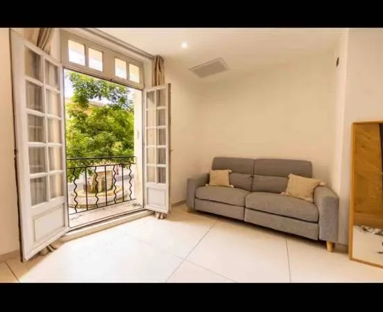 Vends appartement 60m² vieux centreAix en Provence, quartier Cours d'appel, calme, premier étage 