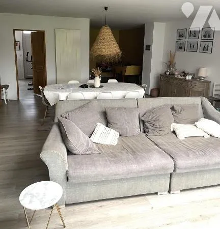 Maison 8 pièces 278 m² 