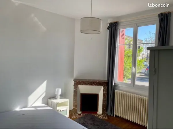 Chambre meublée 