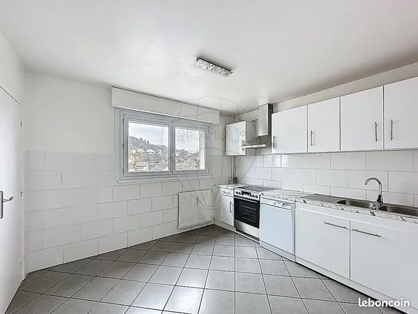 Appartement 4 pièces 81 m² 