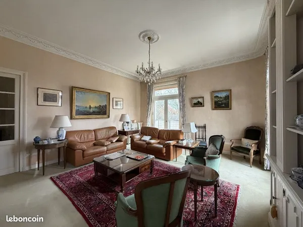 Appartement 5 pièces 130 m² 