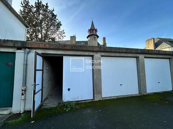 Parking - Garage Vente Saint-Malo   49000€