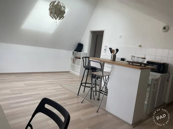 Studio 1 pièce 30 m² 