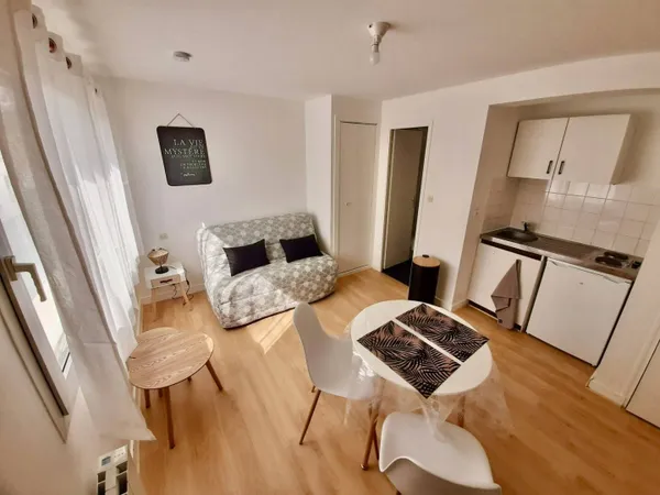 Appartement 1 pièce 16 m² 