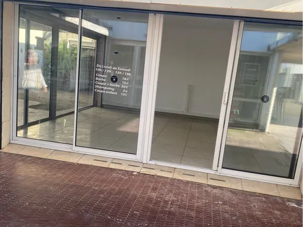 Local commercial 