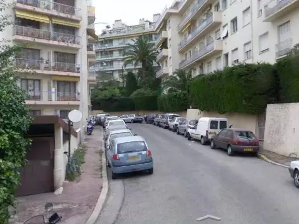 Parking 10 m² 