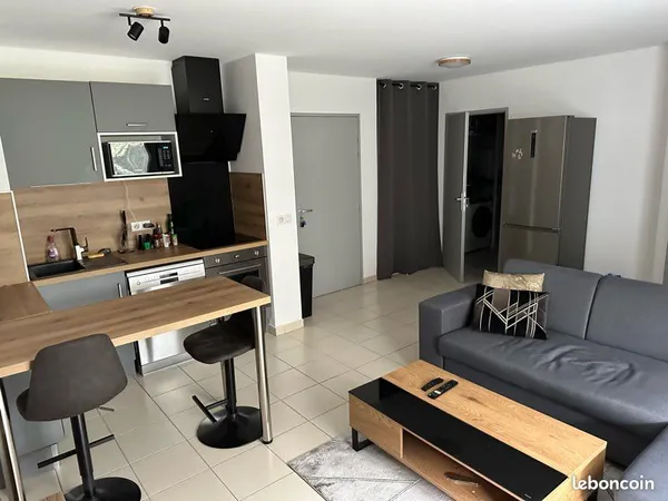 Superbe T2 meublé quartier Bel Air 