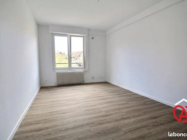 Appartement 1 pièce 42 m² 
