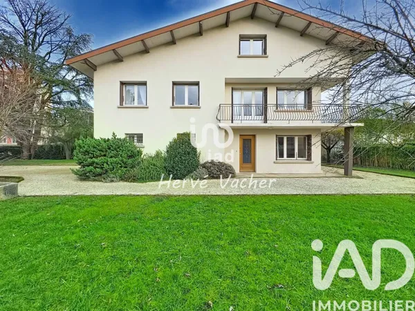 Maison 6 pièces 183 m² 