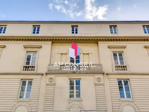 Bureaux 435 m² 