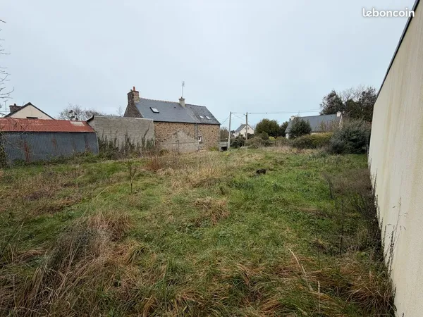Terrain constructible 521 m² - Ploufragan 