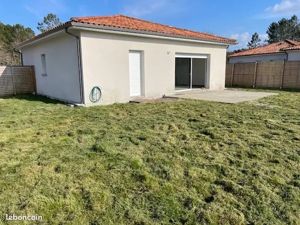 LOCATION MAISON Très récente PARENTIS 90M2 3 Chambres TERRAIN 400M2 