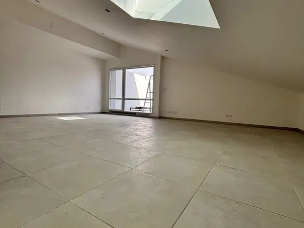 Duplex 4 pièces 93 m² 