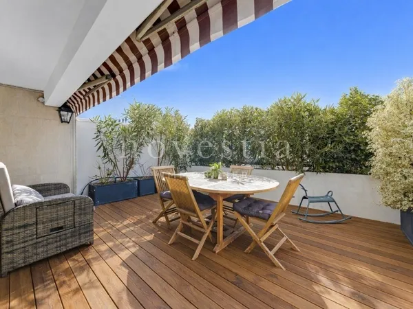 Appartemenr 70 m² + terrasse 27.20 m² 