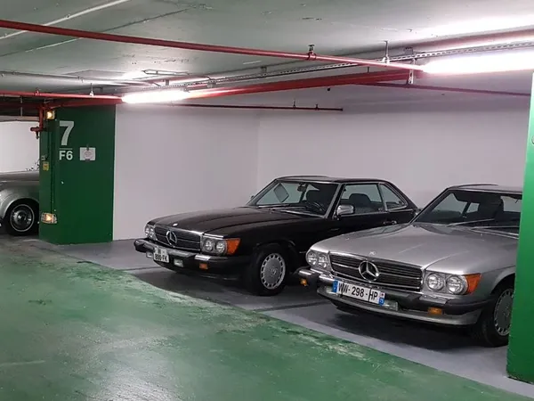 Malakoff - rue etienne dolet / place de parking a 200 m du metro 