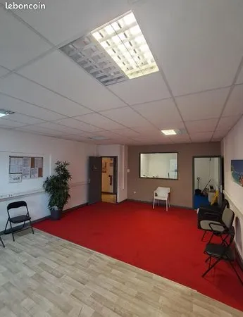 Local 140 m² 
