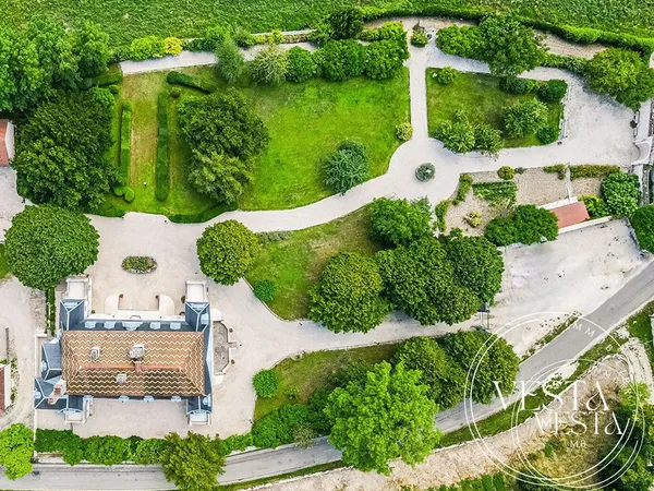 Maison de luxe 17 pièces 685 m² 