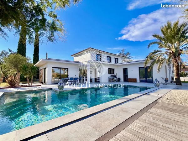 Villa 6 pièces 200 m² 